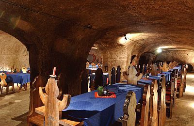 ワイン室、世界で有名なEgri Bikaverと言うワインの町