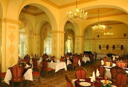 Sala Gialla - Hotel Eger Park a Eger - hotel wellness