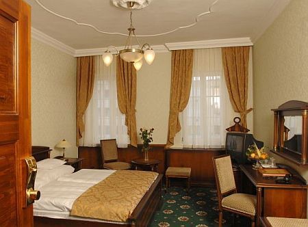 Eger Park Hotel - Hoteles en Eger - habitación