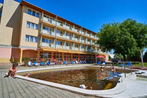 Hotel Hungarospa Thermal - Hajdúszoboszló - Piscina Exterior