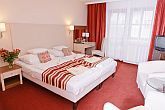 Hotel Piroska - Buk - habitación con cama doble - fin de semana wellness, paquetes a precio reducido en Bukfurdo