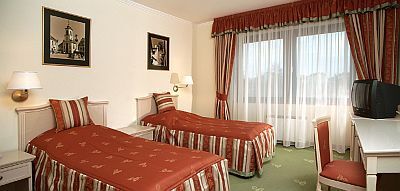 4-sterren comfortabel ingerichte tweelingkamer - Hotel Kalvaria in Gyor