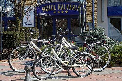 Fietsverhuur in het Hotel Kalvaria - ideale locatie voor actieve recreatie - 4-sterren hotels in Gyor, Hongarije