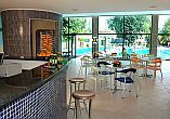 Hotel Holiday Beach Budapest Wellness and Conference - Bar Piscina