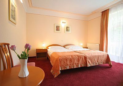 Pokój dwuosobowy Hotelu Villa Medici, Veszprem