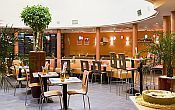 3* El restaurante del Ibis Heroes Square Hotel en Budapest