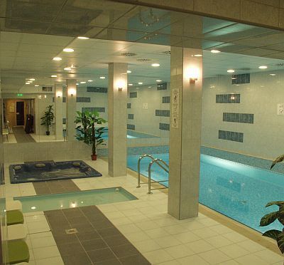 Swimming pool of Hotel Zuglo - 3-star hotel in Budapest - Wellness hotel - Wellness center Budapest