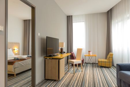 Park Inn Sárvár**** Nowoczesny i ładny pokój w hotelu w Sarvar