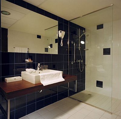 Hotel Park Inn Sarvar**** elegancka i ładna łazienka
