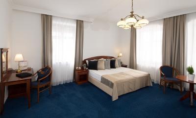 Gyor hotels - Hotel Fonte*** Gyor - Rezeption des 3-Sterne-Hotels