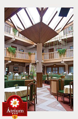 Restaurant minunat în hotelul Atrium din Rabafuzes