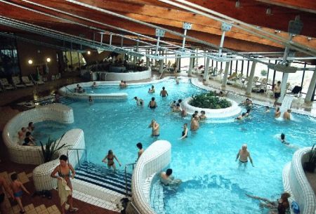 Baño termal en Papa - Varkert Spa en Papa - fin de semana wellness en Papa
