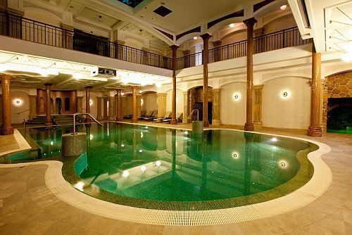 Hotel Andrassy en Tarcal - Piscina wellness