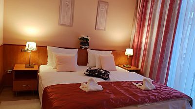 Hotel Isabell Győr - habitación de apartamento