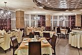 Restaurant of Thermal Hotel Apollo - apartments in Hajduszoboszlo - wellness weekend