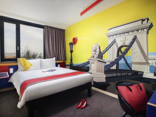 Ibis Styles Budapest Citywest  - уютный дешевый двухмесиный номер в 3-звездном отеле Ibis Styles Budapest Citywest 