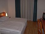 Billig hotell med simmbassäng - Hotell Pontis i Biatorbágy närneten vid M1 
