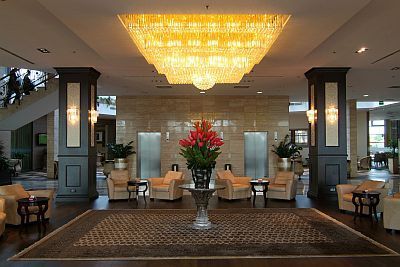 Hotel Aquaworld Resort Boedapest - lobby van het viersterren wellnesshotel in Boedapest