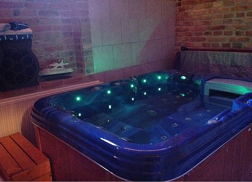 Pensionaten har jacuzzi i rumet i Budapest - Kalmar Pensionat