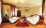 Albergo poco costoso a Budapest - Hotel Omnibusz - camera con letti separati - hotel a Budapest