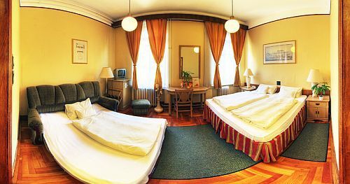 Omnibusz Hotel - cheap hotel room in Budapest - Omnibus Hotel in Budapest