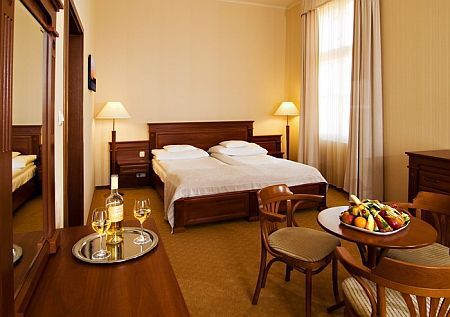 4* Hotel Anna Grand Balatonfured Pokoje dwuosobowe przy Balatonie