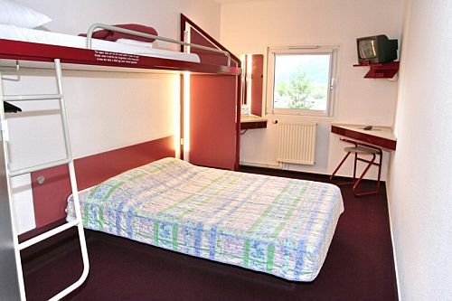 Camere triple în Torokbalint hotel Drive Inn