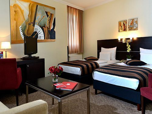 Discount accommodation in Budapest in Leonardo Hotel