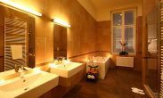Ванная комната просторная элегантная в отеле Ipoly Residence Hotel - Balatonfured - Balaton