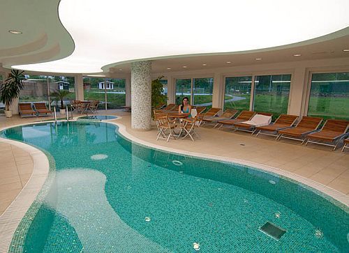 Week-end de bien-etre en Hongrie á Zsámbék - l'hôtel Szepia Bio Art de 4 étoiles - la piscine