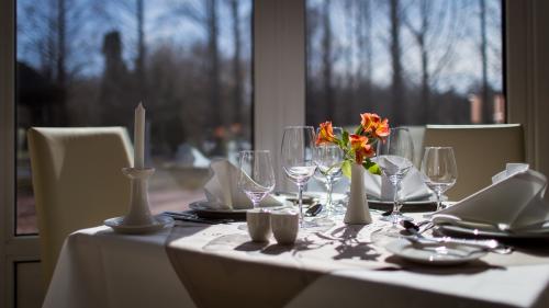 Le restaurant de L'Hôtel Lotus en Hongrie - Héviz près du lac Balaton - l'hôtel de 5 étoiles en Hongrie