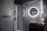 Fürdőszobás apartman a soproni Hotel Palatinus-ban