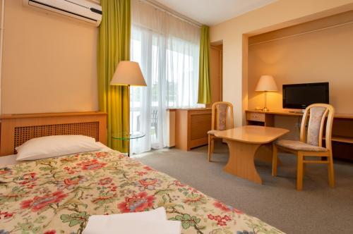 Hotel Fit Heviz - wolny pokój z HB w Heviz