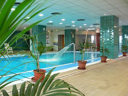 Danubius Hotel Arena - 4-star hotel close to Keleti Railway Station with wellness services