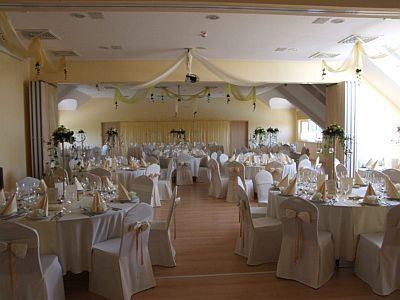 Salle des fêtes pour mariage à l'Aqua-Spa Hotel**** Cserkeszolo