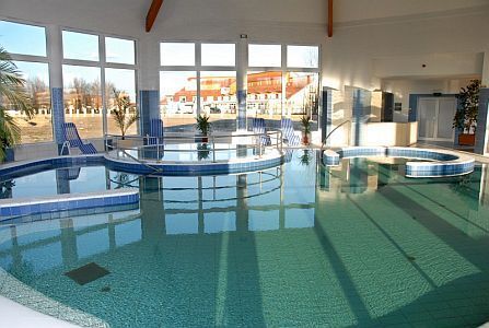 Wellness för familjer i bungalow - Ungerskt hotell Aqua Spa Bungalow