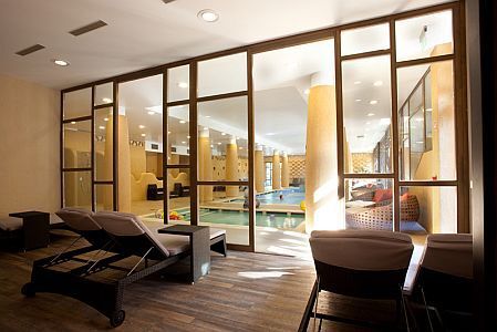 Lokal odpoczynku wellness - Hotel Bambara obok ˛ęgierskiego Parku Narodowego Bukk, hotel polecający luksus w przepięknym otoczeniu