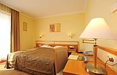 4* Hotel Szalajka Liget szép kétágyas szobája akciós last minute áron