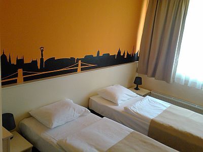 Hotel Pest Inn Budapest blisko ulicy Ulloi, niedaleko lotniska