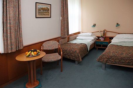 Lastminute hotelkamer in het Hotel Spa Heviz in Heviz bij het Balatonmeer in Hongarije