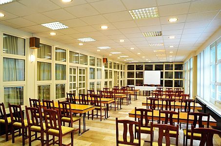 Sala de conferencias y de eventos en Budapest en precio reducido en Hotel Romai