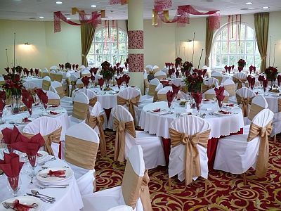 Restaurant elegant şi romantic în Hotel Bellevue Esztergom