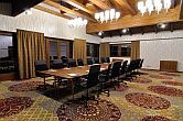 Hotel Cascade Demjen - sala de reuniones para eventos laborales