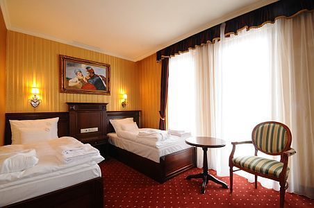 Extraerbjudande med halvpension i Debrecen på Hotell Obester