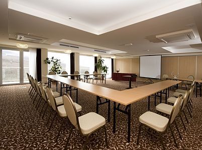 Hotel Residence Ozon - sala de conferencia y de evento en Matrahaza