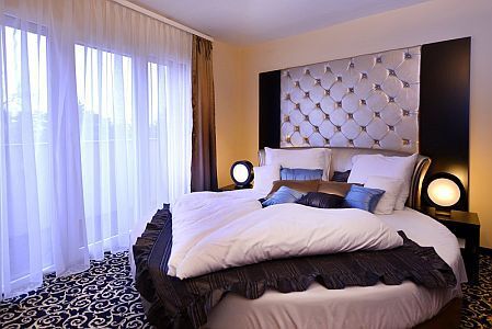 Hotel Residence Siófoki 　-　改築されたシオ-フォクのホテルレジデンスにてロマンチックな週末をお過ごしください