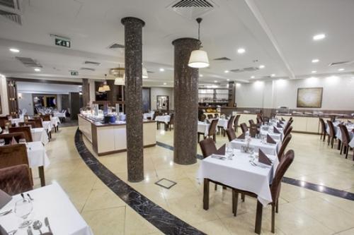 Miejsce weselne w eleganckiej restauracji Colosseum Hotel