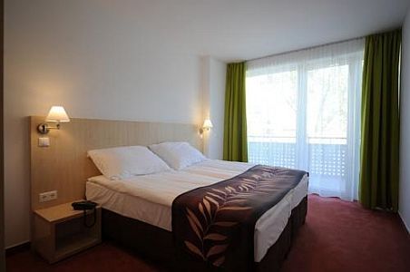 Hotel Beke in Hajduszoboszlo - Hotels in Hajduszoboszlo mit online Bestellung