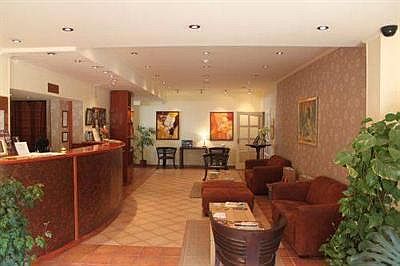 Alfa Art Hotel Budapest - cheap hotel in Budapest close to the new Megyeri bridge