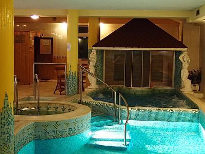 Wellnesshotel in Eger met halfpension-arrangement Hotel Korona Eger 4*